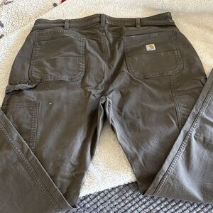 Carhartt Women's Cargo Pants in Olive